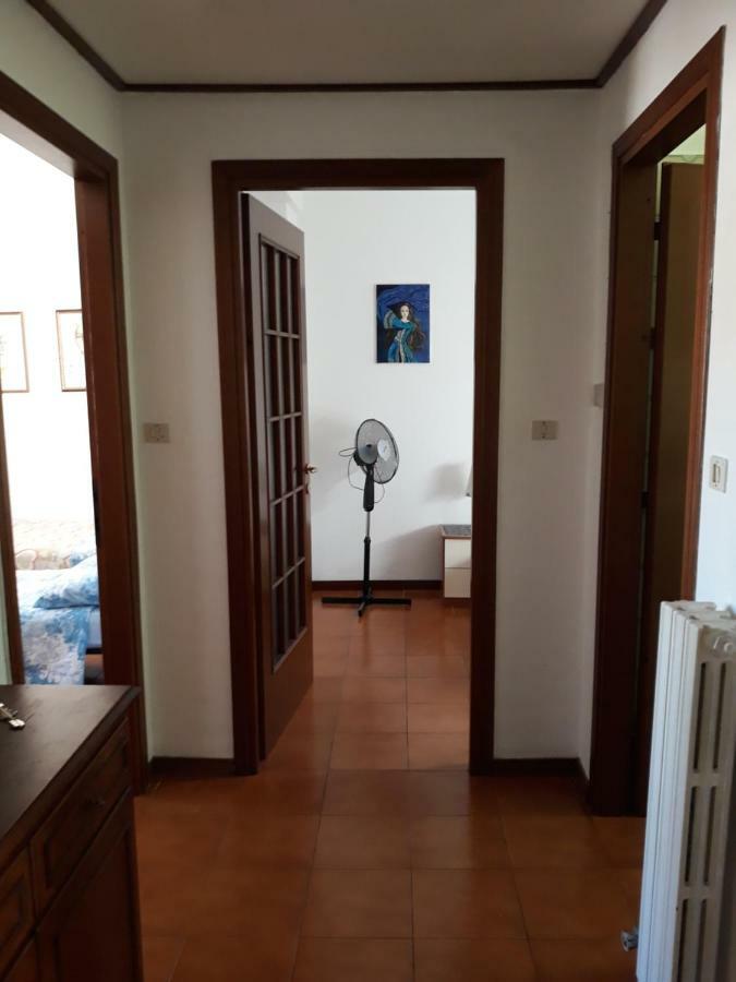 Apartamento Le Comari Milán Exterior foto